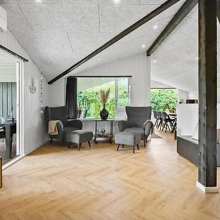 Casa de Férias 4 Bedroom Awesome In *